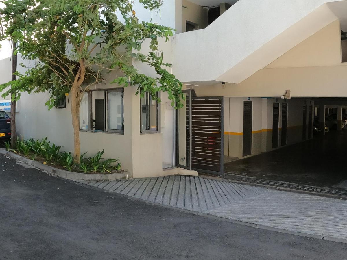 Beachwalk Deluxe Apartment - 50 Steps To The Beach Cap Malheureux Exterior foto